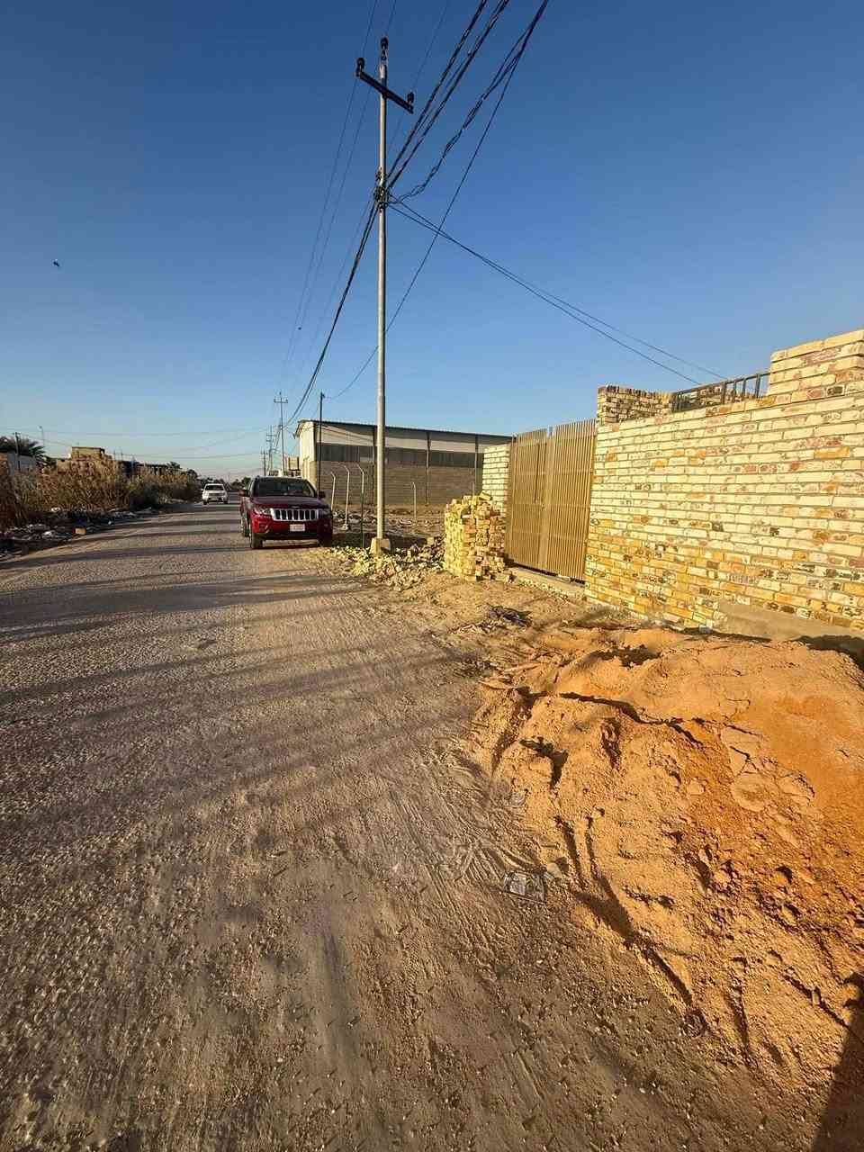 قطعة أرض تجارية ضمن موقع حيوي
▪️ المساحة: 145 متر
▪️ الواجهة: 8.5 متر
▪️ نوع الطابو: زراعي بسند 25
▪️ الموقع: الوردية سنتر — شارع المشجر الرابط بطريق يا حسين
▪️ موقع مناسب للسكن أو الاستثمار التجاري
💰 السعر: 29 مليون دينار
✔️ السعر قابل للتفاوض للجادين
📩 للاستفسار والمعلومات أكثر يرجى مراسلة الصفحة على الخاص.


**إذا كنت صاحب هذا الإعلان وتريد حذفه لأي سبب، رجاءا أرسل رسالة إلى الدعم الفني**