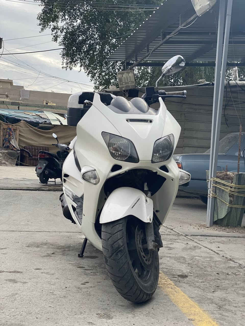 السلام عليكم فورزة للبيع 6/0 الدراجة نضيفة وجفتة بيهه نكرة سلف أخوان الدراجة نقصهه تنضيف كابريتر فقط ياما كابريتر تجي تفحص وتاخذهه عنوني بغداد الكرخ قرب جسر السنك رقمي *********** السعر 700
