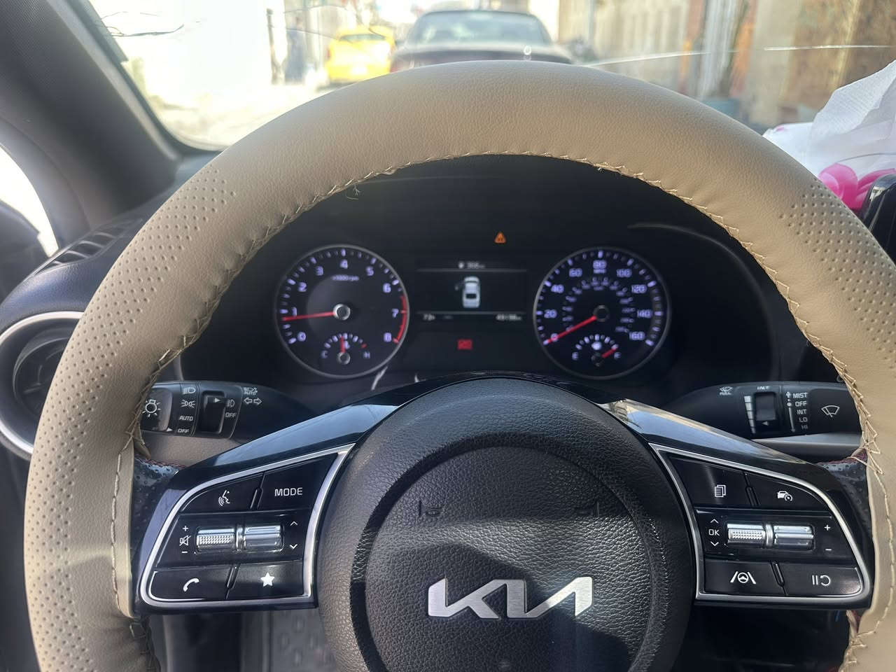 سلام عليكم
كيا فورتي موديل 2023 فول الفول  

مكينة 1600 تيربو 

فتحة تحكمات توقف ذاتي تدفئة تبريد بل كشنات 

قطعتين تبريد نقاط عميا فول السيارة سونارهة  بل منشور السيارة حادثهة موجود بل  بل منشور شوفت عينك لا عابر ولا ايرباك  

السيارة بسمي لا معوقين ولا شهداء  بسمي شخصيا مداور شوكت متريد  

 

السيارة كير عادي 

140$ وبيهة مجال  مكان السيارة سماوة 

متواجد فيس و للستفسار اكثر 

***********
