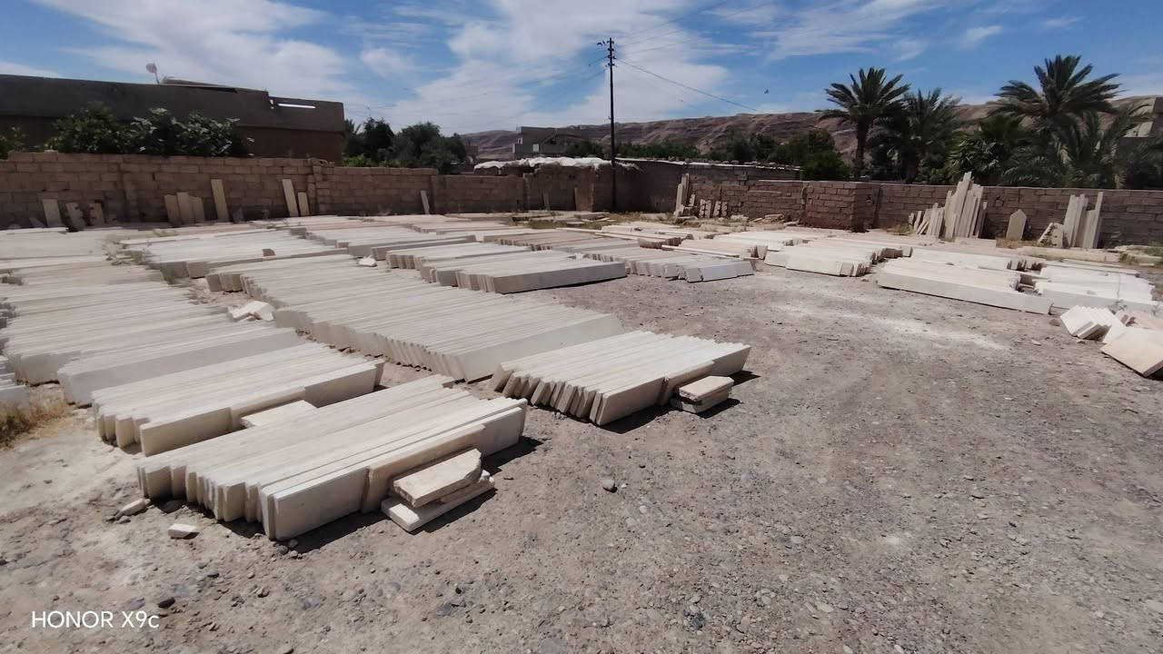 السلام عليكم يوجد ساحه حجر حلان في قرية شاطي الجدر اسعار مناسب جدآ موجود اصفر وموجود اخضر  حجر رقم واحد ملاحضه يوجد كادر متكامل للشغل يوجد توصيل
السلام عليكم يوجد ساحه حجر حلان في قرية شاطي الجدر اسعار مناسب جدآ موجود اصفر وموجود اخضر  حجر رقم واحد ملاحضه يوجد كادر متكامل للشغل يوجد توصيل  
1/الاخضر سعر المتر 4000
2/الاصفر عندي نوعيتين سعرو 2500
3/شنشول سعر المتر 5750
4/بشته رقم واحد 2250
5/كوبن ابو العشره 1500
رقم الهاتف ***********
