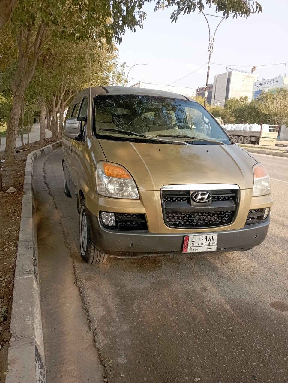 ئەم ڤارە بو فروشتن:گیرو مەکینەو ئەکسڵ وەشەرت ٤ تایەی لوک:***********
