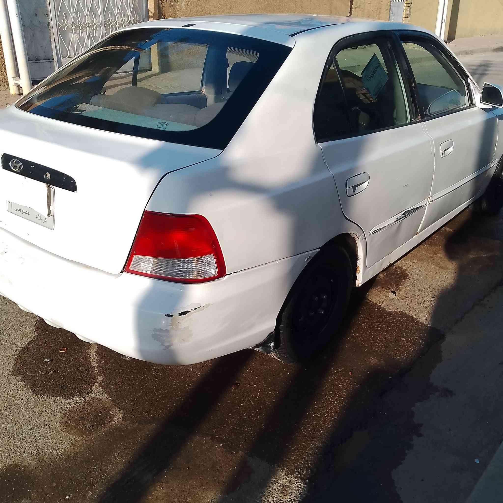سلام عليكم هونداي اكسنت موديل 2001السعر 25$ رقم كربلاء كير عادي سياره مال جناي طخم تاير وباتري جديد صبغ عام بدون ضربة شرط تحويل كهربائيا كله شغاله مكان بغداد هاتف ***********
