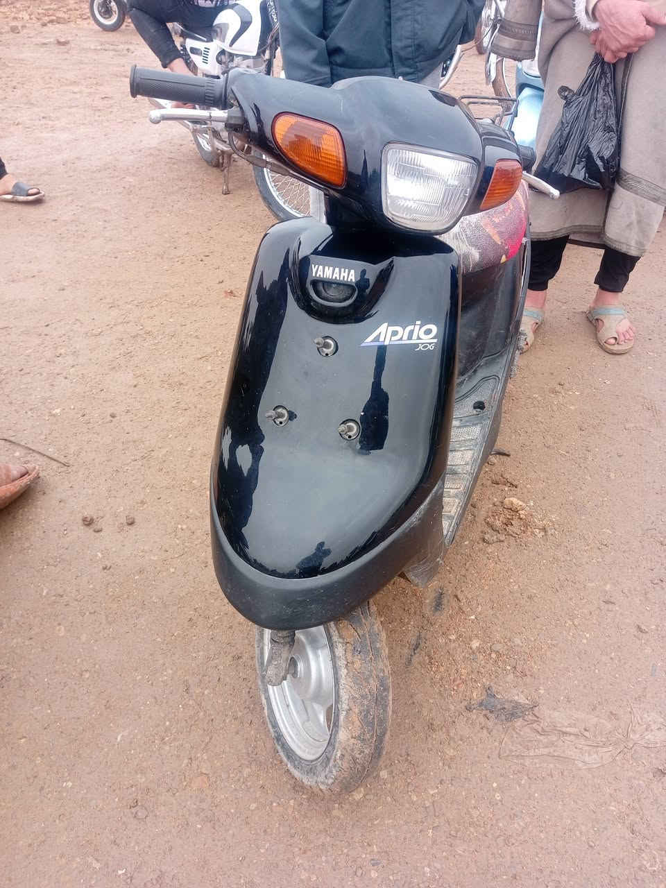 دراجه بطه للبيع السعر 700 وبيها مجال دراجه نضيفه مال رمبه اوراق باسمي
***********
