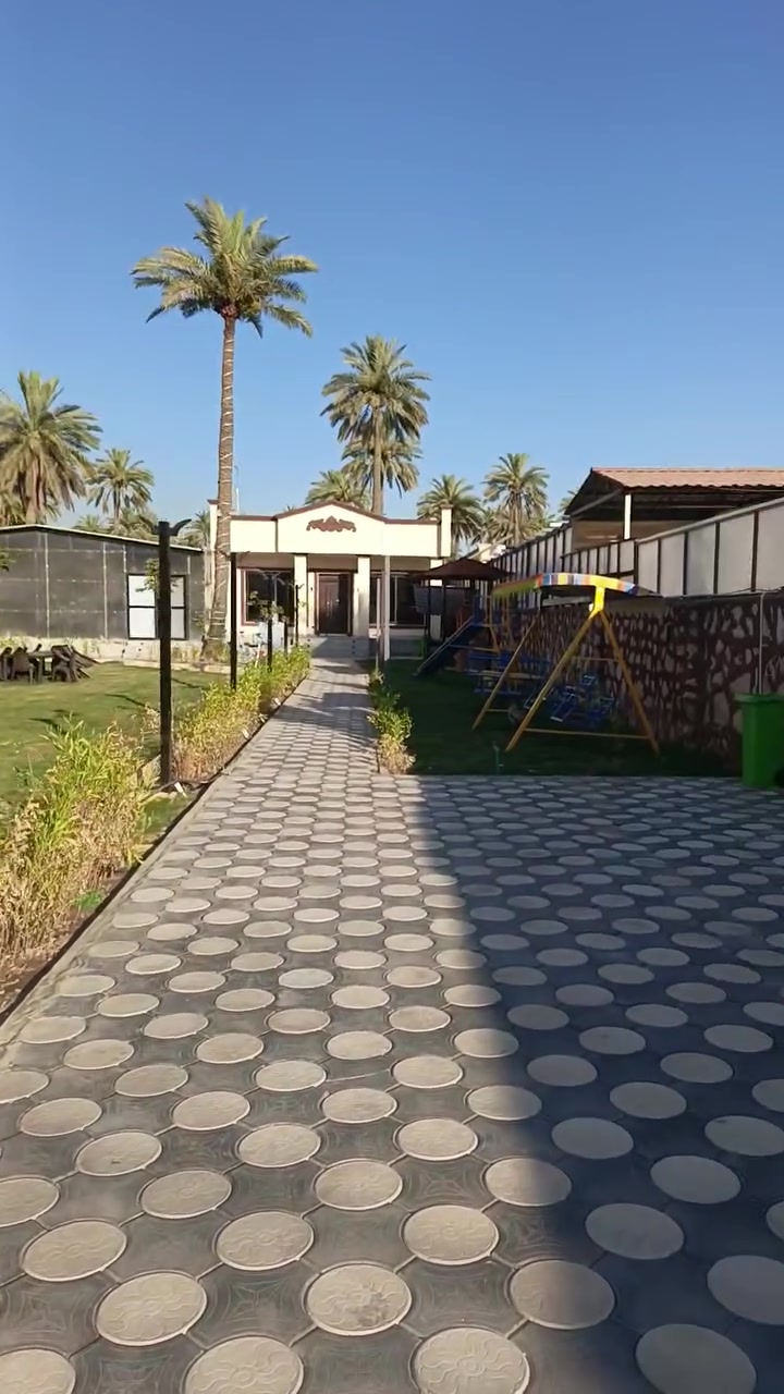 يالله سلام عليكم
مزرعة سياحية  مساحة ١٨٠٠مترvib درجة أولى
تحتوي على فله مؤثثه بالكامل
مسبح مغلق مع مسبح للأطفال
حديقة وألعاب أطفال
باربكيو وجلسات خارجية
موقع بالكامل مزارع وشاليهات
قريبة على نهر دجلة
العنوان المداىن منطقة الجعاره قرب شارع سيد علي 
للاستفسار الاتصال على ***********
