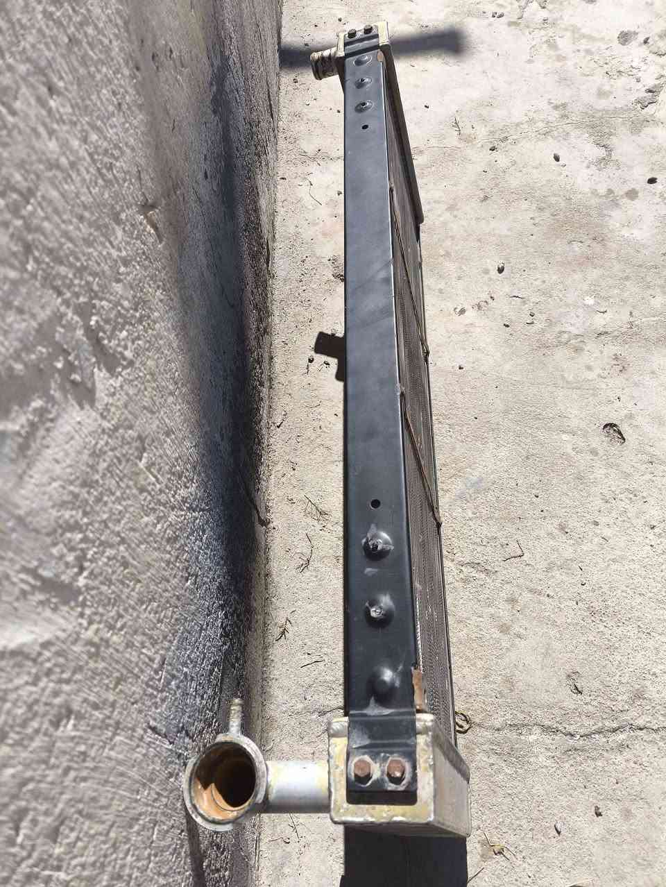 راديتر جيب شيروكي بلاديه مديل 1995جديده السعر 75مكاني بصره كرمه علي ***********
