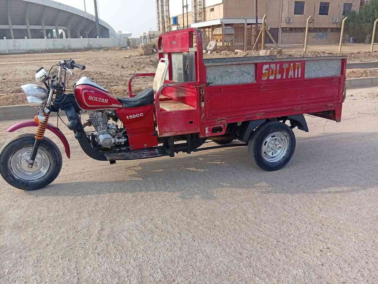 السلام عليكم ستوته حلوه ونظيفه موديلها 2017 وكيلها سيد خلدون ***********
