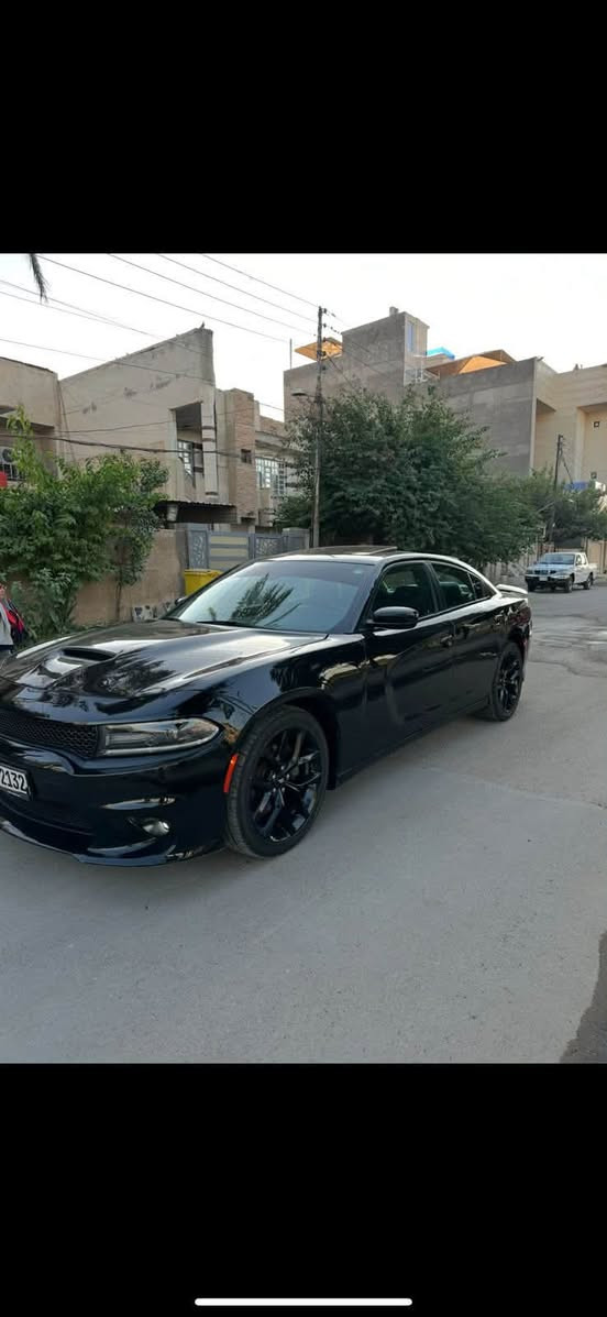 دوج جارجر 2020 SXT Plus لون اسود
كفالة عامة فول مواصفات 
رقم أربيل
هزه جديدة
تحويل أو وكالة
الحادث فقط جاملغ جهة السايق ومبدل نفس اللون موجود ب الصور
المواصفات:
فتحة سقف
رادار جانبي
داخل أبيض جلد
خزن ميموري
كشنات تدفئه تبريد أمامي وخلفي
شاشة كبيرة كاربلي
حساسات خلفية
تحكمات ستيرن
ستيرن هيتر
كشنات أمامية كهرباء
منظومة زنون
ماشية 74
السيارة كاملة ومكملة
ما بيها أي نقص
حدادية، تخم تاير، تبريد كله جديد
المكان: بغداد

للاستفسار: ***********
