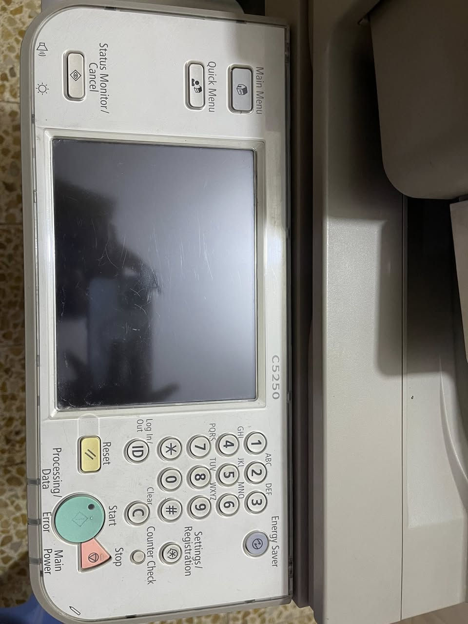 طابعة canon ir c5250
مواصفاتها معروفه وجودتها كلش راقية
متروكه فترة شهرين و كامت تخطط بالطباعة مجرد تنظيف وترجع طبيعي
ملاحظة احبارها متروسه بس تنظفها و تشتغل بيها
السعر ٥٢٥ الف وبيها مجال
المكان بابل القاسم 
اي استفسار اني جاهز ***********
