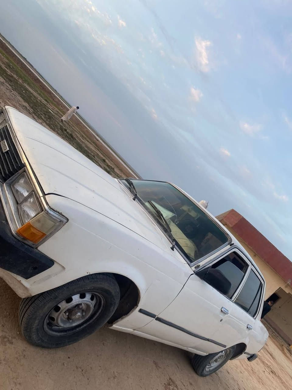 السلام عليكم للبيع كرونا موديل 81 رقم كركوك دولي تحويل ثاني يًوم  كير محرك كسل شرط صدر جديد تواير جدد دبريد ثلج شرط سعر30 واذا مراوس هم ترهم مكان العلم
الاتصال ع رقم مكلف بنشر ***********
