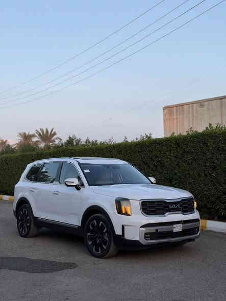 السلام عليكم
كيا تلورايد 2023 
فول مواصفات SX 
حادثها جاملغ وبنيد فقط بدون دواخل 
داخل ابيض 
السعر 295 ورقه بدون رقم تترقم جميع المحافظات 
للاستفسار ***********
