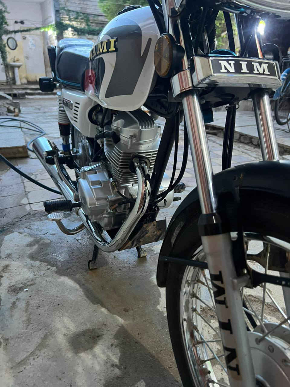 درجه نامه 2025 
السعر المطلوب 675 وبيها مجال حك الجية 
اورق اصولي 
مكاني ديالى الخالص
***********
