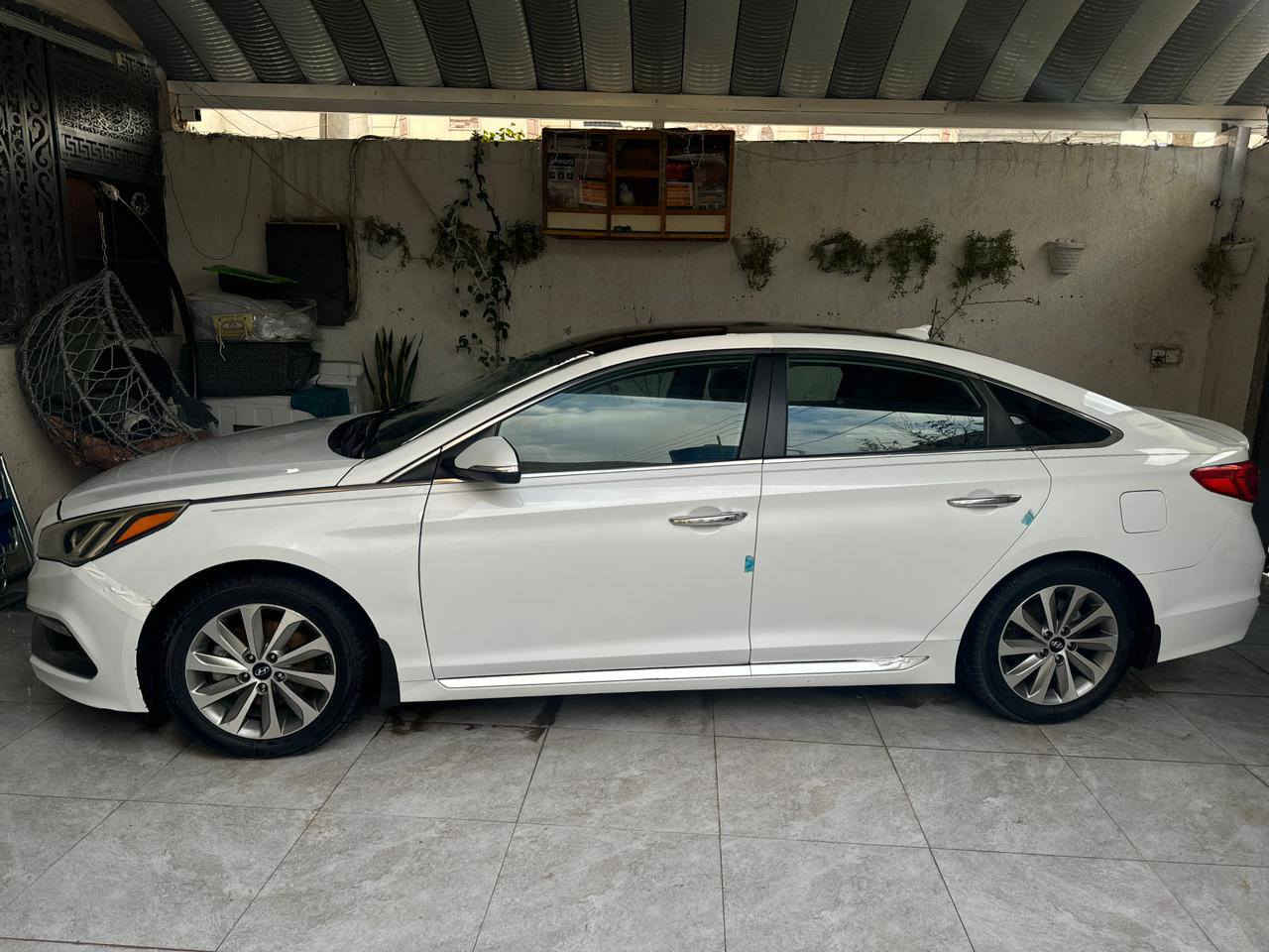 السلام عليكم 
سوناتا موديل ٢٠١٦
وارد امريكي  قطعه وحده فقط بنيد بدون دواخل بيها بارد قليل لبقاي مكفول  
مكينة ٢٤٠٠ جي دي أي  مكينة كير كفالة 
رقم بصرة ب أسمي تحويل او  وكالة  سيارة جاهزه كلش مابيها نقص 
السعر  ١٣٠مجال قليل 
 العنوان البصرة ابي الخصيب البهادرية رجاء رجاء ماعجبك لا تعلق ولا تخابر ع فارغ 
*********** مجتبى ابو ود
