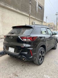 للمراوس أو البيع   سلام عليكم تريل بلايزلر موديل 22 ماشيه 95 الف حادثه...