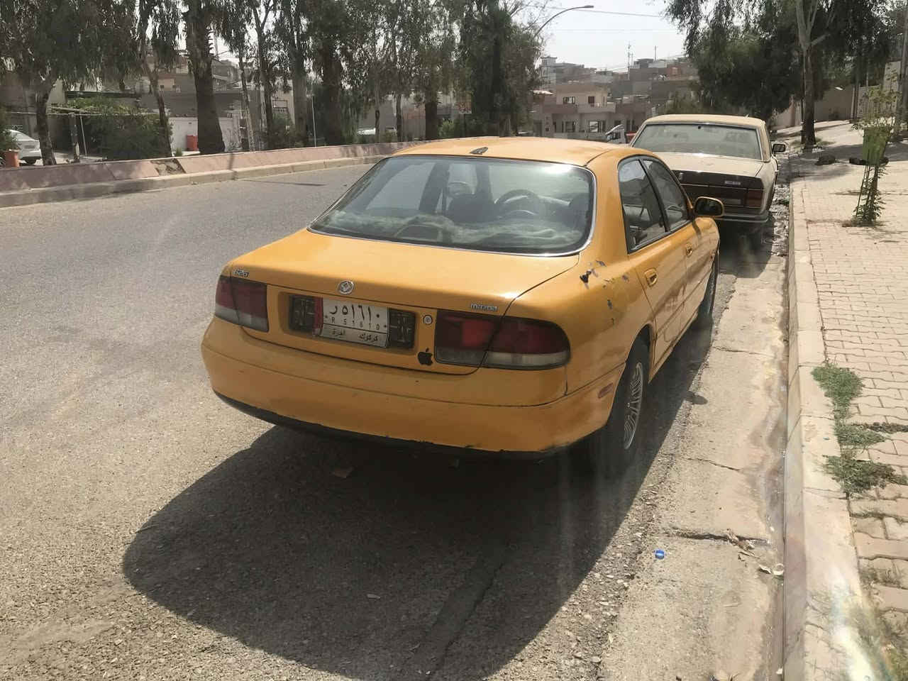 سلام عليكم موديل ٩٥ تبريد به شه رت گير ومةكينه به شه رت سنوية كارتوني نقل ملكية (راستةوخو بيكه خصوصي) هةموو شتى دراوه نرخ ٣٣ ومجال ***********
