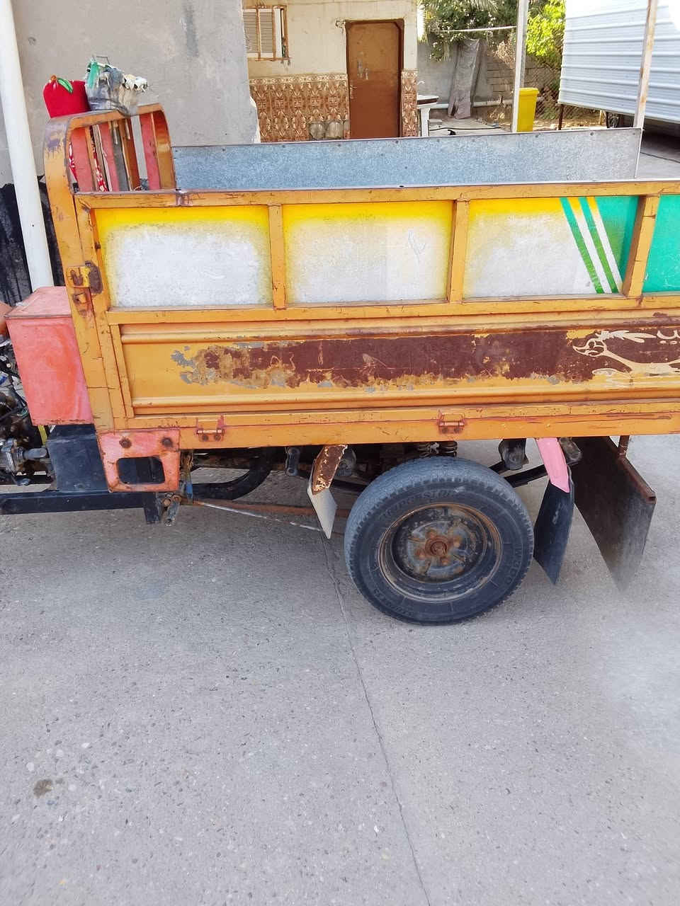 *********** ستوته للبيع هذا رقمي في واتساب رايتها مليون و1200

