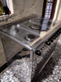 طباخ ايطالي البيع 5 اعيون وفرن شغال رقم الهاتف 07809728610