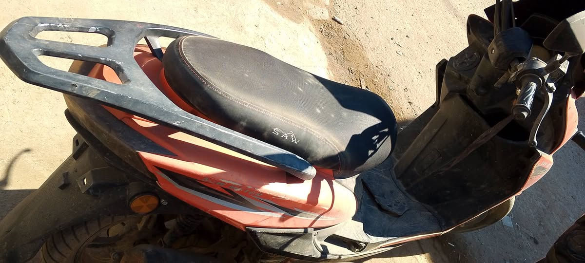 ساو 2021 كهربائيات كامله تايرات نظاف بريكات تمام سلف شغال بيها دخانه خفيفه 275 وبيها مال بسيط مكاني مفرق ***********
