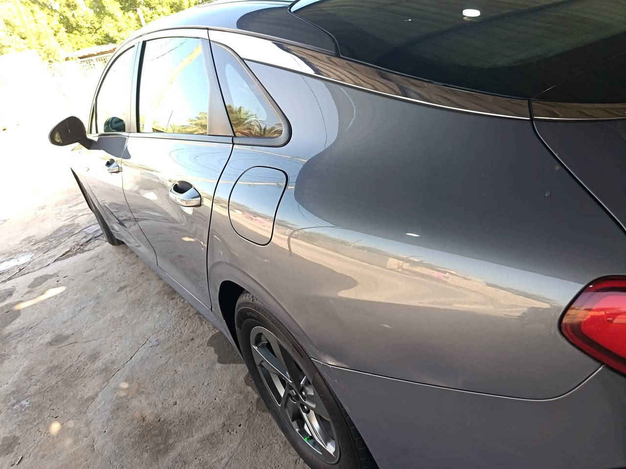 السلام عليكم
مديل ٢٠٢١ معوقين بعدلها سنه وشويه تفك وكاله باسمك تجي حادثها قبق جنطه وجاملغ خلفي بدون داخل السياره جديده وماعايزه اي شي

بيع مستعجل ١٤٠
***********
