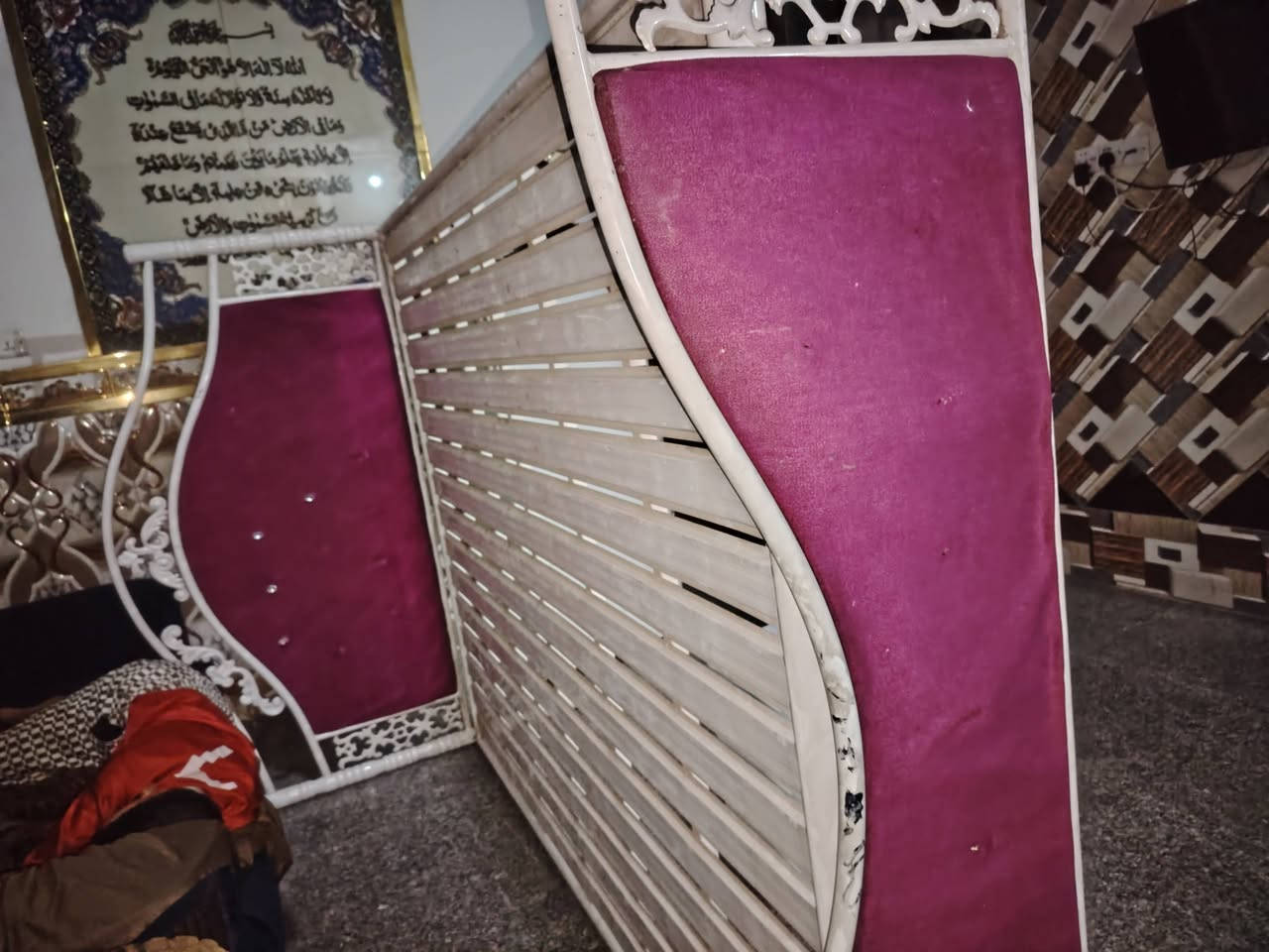 جرباية حديد ام النفرين السعر ١٠٠ مدينة الصدر وات ساب ***********
