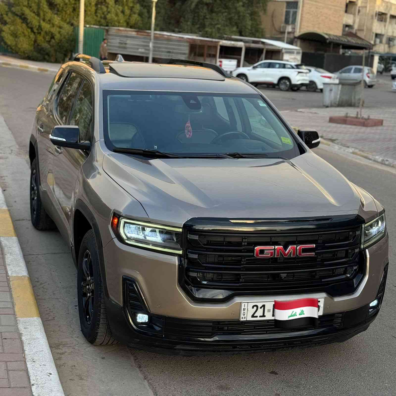 السلام عليكم ✋🏻
جمسي اكاديا 

الموديل : 2022

الفئه : AT4

حجم المكينه : سته سلندر  

المسافه المقطوعه : 66

الضرر : ثلاث قطع صبغ 

بدون دواخل 

بدون ايرباك 

السياره فول مواصفات 1/1

1. شاشه كار بلي بلوتوث حجم 8 انج 

2. كامرات 360

3. حساس خلفي امامي

4.بنوراما فتحتين

5.كشنات جلد

6.رادارات جانبيه واماميه وخلفيه 

7.توقف ذاتي 

8.تحديد مسار

9.اشاير بالمري

10.تحكمات ستيرن جهتين 

11.كشنات كهرباء

12.كشافات

13.صندوك كهرباء

14.بصمه ابواب عدد 4

15.قطعتين تبريد منفصل  

16.كشنات ميمري

17.هندبريك بصمه

18.لايتات لد +زنون ثلاث عدسات 

19.بكلايت لد

20.فور ويل تحكم قياده سبورت وجبلي وثلجي 

21.كشن السايق  والاستيرن هزاز 

22.داتا شو

23.سبعه راكب

24.تحديد مسار 

 بعد بيها هوايا مواصفات 

كير مكينه صدر مكفولات من الفتح والتبديل 

تخم تاير جديد / باتري جديد / صدر جديد 

السياره جديده بدون اي نقص بدوان اي عطل كلوب سيرفس ممشتغل بيها 

رقم شمالي الجديد 

مكان السياره بغداد 

***********

متوفر وتساب 

راسلني ادزلك صور الحادث والسونار
