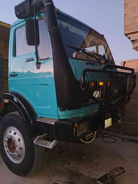 سلام عليكم البيع البي موديل 79 شاصي بلادي مكفول محرك 28محسن مكفول لاتنقيص ولاتبخير كير 25 قماره معمره جديد ع نضافه رقمه نينوى باسمي تحويل مباشر لاستفسار ع الرقم ***********///////*********** مكان الأنبار حديثه
