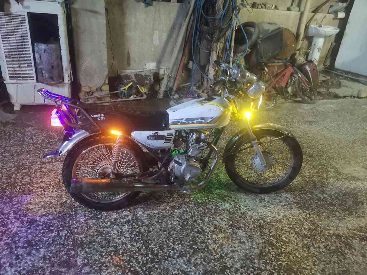 دراجه يراني اربع كير موديل2020 كهربائيات كامله دبلات شغاله امامي خلفي مكينه لاتبخير ولاتنقيص لانضوح شلعه تخبل سماعات بلوتوث مكان بغداد البياع سعر 290بيه مجال رقمي ***********
