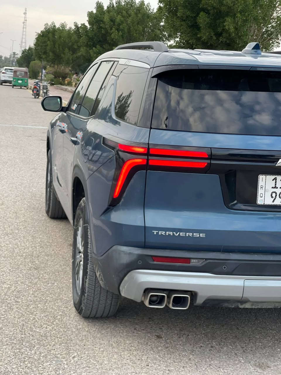 ترافرس 24 لون مميز Lt
رقم بغداد حره حادث كما موضح بالصور ماشيه حاليا 20 ميل
مواصفات معروفه 
سعر 325 
مكانها العماره
***********
