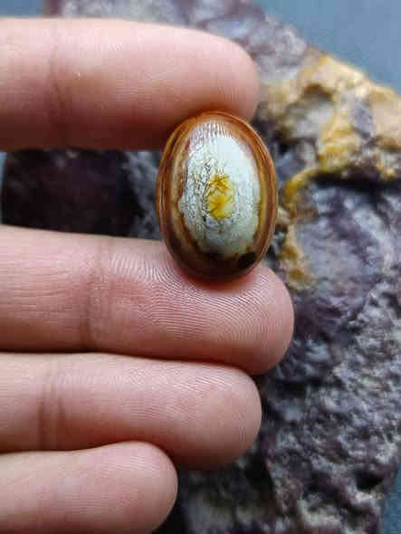 احجار طبيعية ذمة مصورة كل حجر وسعرة وما نختلف بالسعر
للتواصل خاص
او على الرقم
***********
