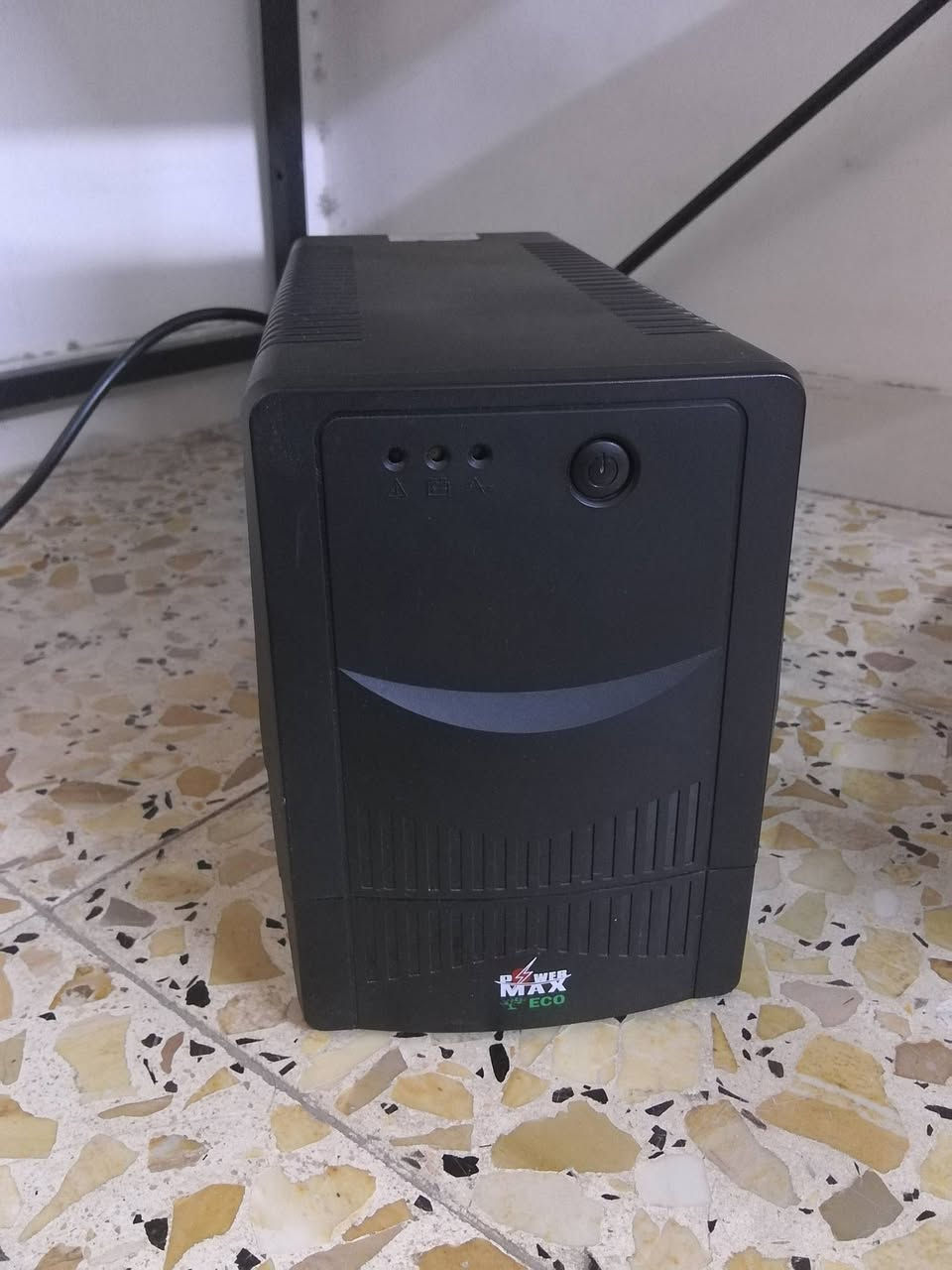 سلام عليكم
عندي هذه UPS mix 1500 مستعمله شهرين وعافيه البطاريه مالته يحتاجلها تبديل واريد ابيعه. 
مكاني بغداد، الغزالية 
 واتس ***********
