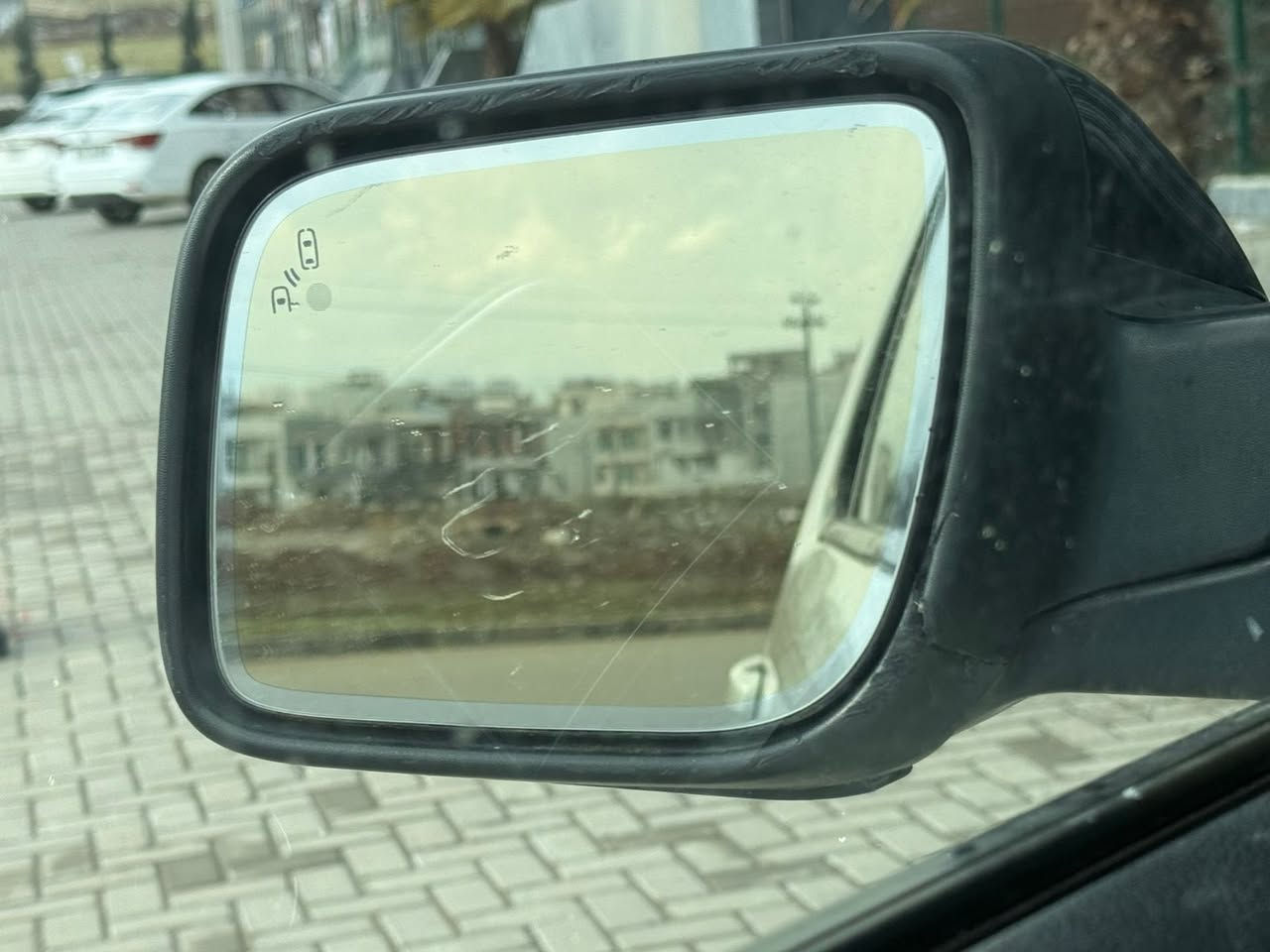 السلام عليكم
فورد اكسبلورر2017
فول مواصفات فقط بدون بانوراما
مكينه6 سلندر
مكينه ممفتوحه بشرط
داخل عسلي جلد
رادرات محيطيه
شاشه كبيره
صدر جديد
تخم تاير جديد
ماشيه89 الف ميل
السياره بدون دواخل
بجم كبس
بيه باب سايق مصبوغ ونصف جاملغ سكن
جاملغ السايق بلادي مبدل نفس اللون بدون صبغ
مكان السياره سليمانيه
السعر/168$ ومجال
للاستفسار
***********
***********
