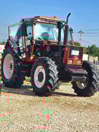 ورحمة الله تعالى مكينه فيات نيوهولاند 130للبيع ويه المعدات الإتصال وال...