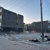 🏡 قطعة أرض للبيع  📍 الموقع: حي الجهاد – الهياكل، قرب جامعة المشرق وسري...