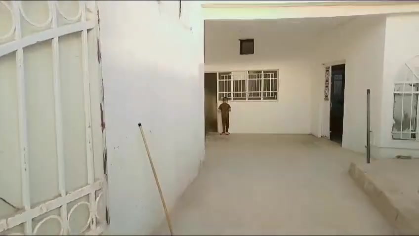منزل مساحة ١٥٠ متر في ناحية الوحدة/منطقة المعمل قريب على شارع ٢٠  طابقين  للبيع السعر مناسب مال بيع
***********
***********
