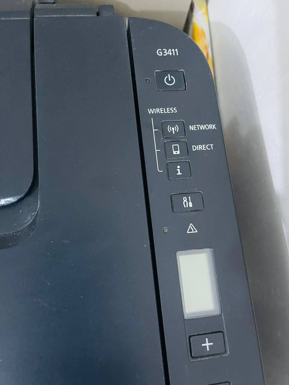 السلام عليكم طابعه  صور استنساخ ملون وعادي كانون G4311 للبيع السعر 125 التواصل ع فيس رقم الواتساب ***********
