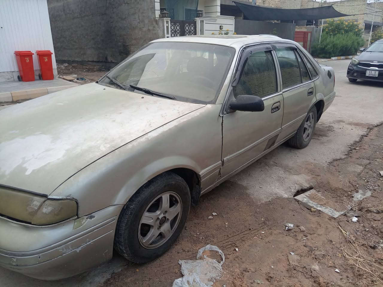 السلام عليكم شباب للبيع دايو برنس فراشة لون رصاصي رقم بغداد ألماني حاليا جارده سياره بلاديه نضيفه بدون حادث وبدون تبديل بيه جراد مكينه حاويه كير اوتوماتيك تمام تخم تاير جديد صدر أمامي خلفي جديد كهربائيات كله شغاله شواصي بلادي لا لحيم ولا تصليح موضحه بل الصور السعر ٢٩ ورقه للاتصال *********** مكاني بغداد
