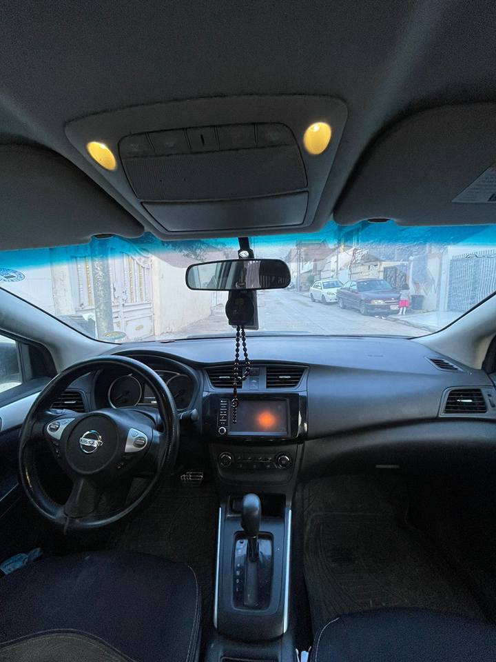 نیسان سێنترا S 2019 ئەمریکی 
 حجم مەکینە 18ی مەرغوب 
یەک پارچەی بۆیاغە بێ ژۆرێ بێ ئێرباگ
رەقەم سەنەوی نوێ تا 2031 
یەک دینار غەرامەی لەسەر نییە
یەک دینار مەسرەفی تێدانییە
سەیارەیەکی زۆر پاک و خاوێنە 
شوێن هەولێر 
ژمارە *********** أربيل, العراق
