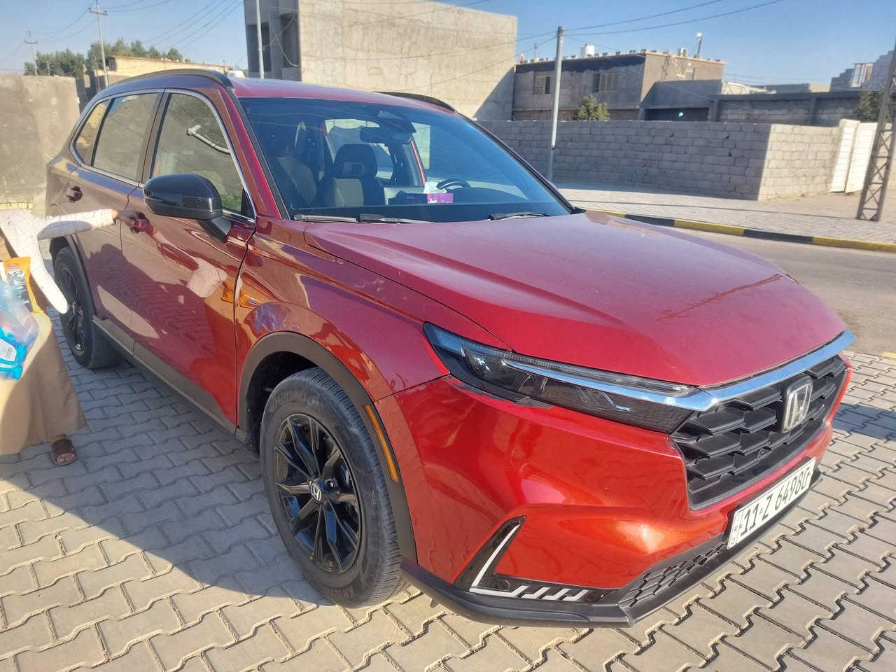 السلام عليكم 
هوندا سي في ار هايبرد Honda crv 
مواصفات السياره 
مابيها نواقص كامله 
حادثها مرفق بالمنشور 
بصمه
فتحه
رادارات كامله 
مثبت سرعه
تحديد مسار
دخول ذكي 
5 راكب 
السياره بأسمي تحويل مباشر 
السعر 180 وبيها مجال 
مكاني بغداد المحموديه 
***********
