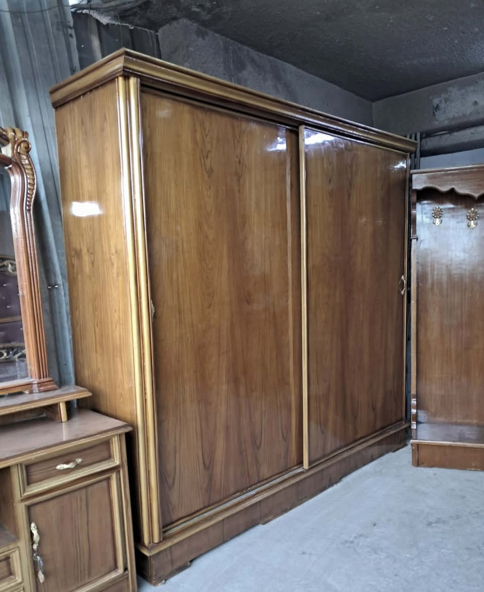 السلام عليكم
غرفة صاج تصميم تركي 
خشب داخل خارج 
السعر 900 وبيها مجال بسيط 
العنوان بغداد البياع


**إذا كنت صاحب هذا الإعلان وتريد حذفه لأي سبب، رجاءا أرسل رسالة إلى الدعم الفني**