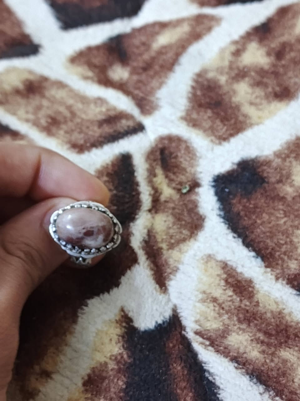 محبس داوودي فضة سعر 35 الف توصيل موجود للتواصل ***********
