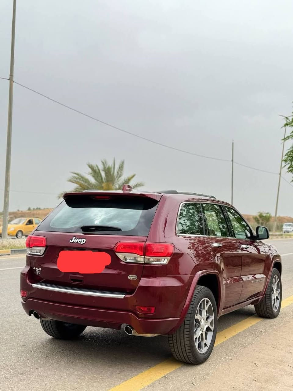 جيب اوفرلاند خليجي ماروني وكاله هارلم موديل 2021  ام الشاشات من اعلى فئات الجيب ماشيه 37  الف فقط نضيفه جداا فول للاخير
داخل مشمشي
ثلاث شاشات
جكات هوائيه تصعد وتنزل
بانوراما طكتين
مكفوله عدا تكحيل  صغير جداا حجم ثلاث اصابع بالباب
زراكات لايات
رادارات جانبيه
تبريد تدفئه بالكشنات
ماسحات اماميه اوتو عند الامطار
وبعد هواي مواصفات
محرك 6 سلندر 3600 المرغوب
رقم بغداد الجديد الانكليزي
باسمي
متواجد بغداد البنوك
السعر 34200 دولار وبيه مجال بسيط فقط
اطارات طخم ممتازه وبطاريه جديده
للاتصال ***********
