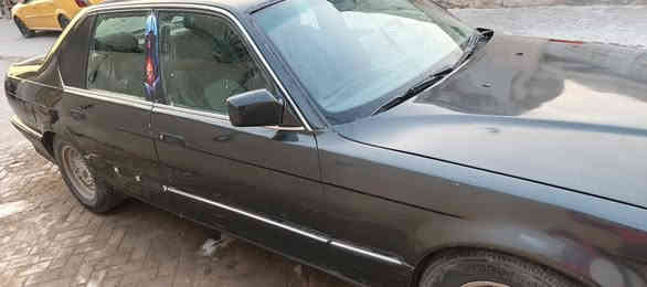 السلام عليكم بي ام للبيع 735 مثل ما موضح بالصور سياره مرتبه كير ومحرك خير من الله مكاني بغداد الزعفرانيه سعرها 38 ما تحصل هيج سعر اي استفسار ***********
