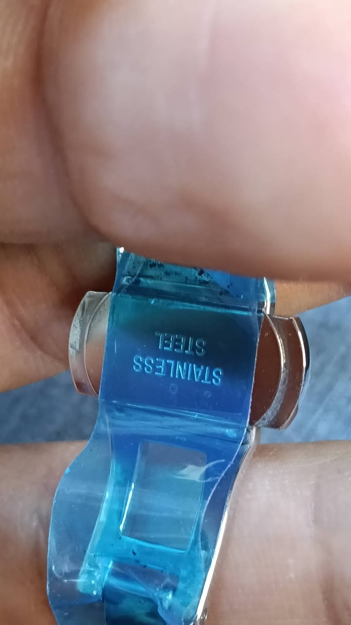 ساعه ماركة رولكس ومكينه كشف مختومه سويس ميد 
يم أعلى سعر ابيع 
مكاني بغداد البلديات 
توصيل موجود


**إذا كنت صاحب هذا الإعلان وتريد حذفه لأي سبب، رجاءا أرسل رسالة إلى الدعم الفني**