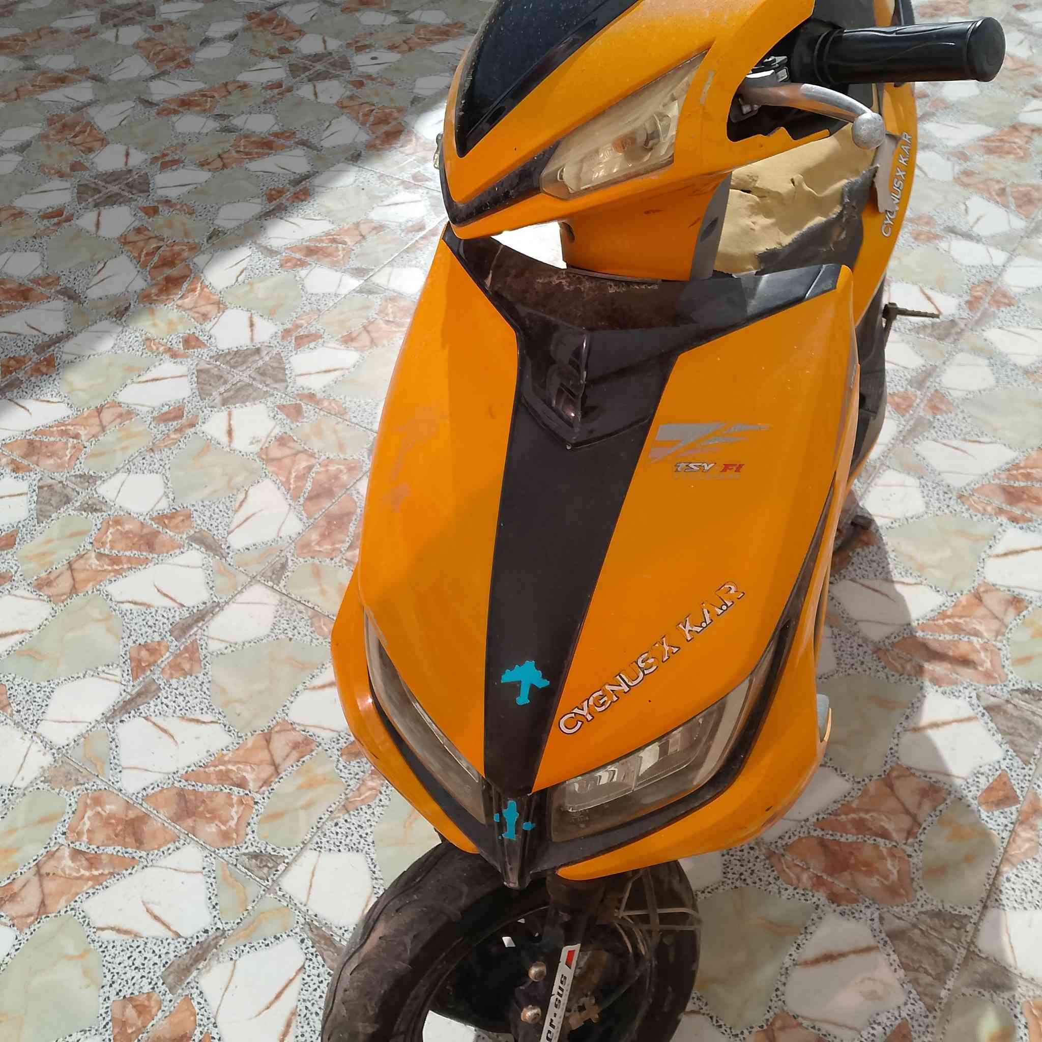 دراجه للبيع مابيه اي شي بيه بس ملاحضات بسيطه  السعر 300 وبيه مجال مكان غراف متواجد عل فيس


**إذا كنت صاحب هذا الإعلان وتريد حذفه لأي سبب، رجاءا أرسل رسالة إلى الدعم الفني**