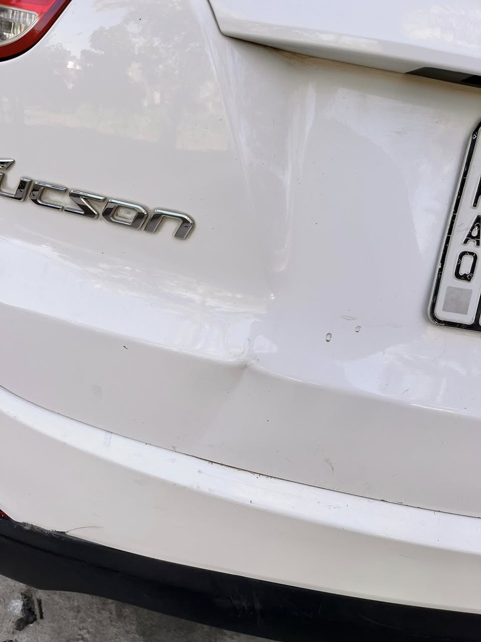 توسان ١٥ للبيع رقم بغداد بسمي مكاني بابل ملاحظات بسيطه جدا بدون حادث بدون تبديل السعر ١٥٢ م ***********
