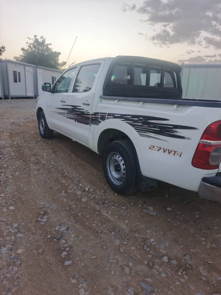 مةرزية 2007سعودي بتل ناوسور جام كارةبا بةشةرتي كيرو مكينة ئةكسل جوارةقةمة جوار تاية لوك يةك دينار مةسرةفي نيية سةيارةكة نمونةية لةجواني سةنةوي تازة بةسةر جووة بةناوي خومانة  هيج دةعمي نيية سةقفو شاني حيزام بةشةرت شوين لةزكةي  بوياخي هةية ***********//*********** دار بنديهكان, السليمانية
