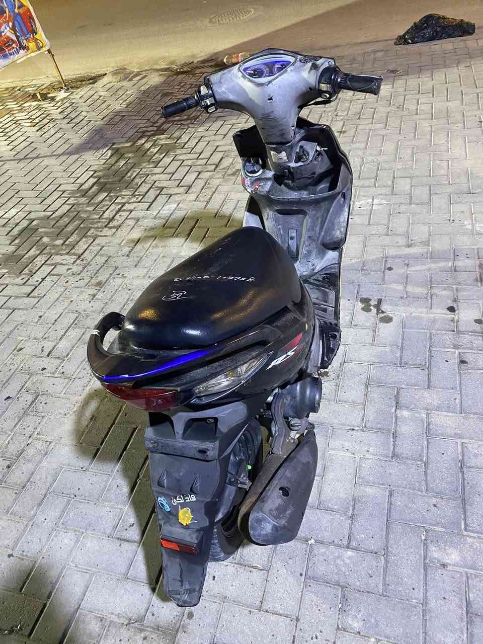 سلام عليكم دراجه ستوه طلعه من رمبه اقل الشهر مكاني معقل السعر750 تواصل***********
