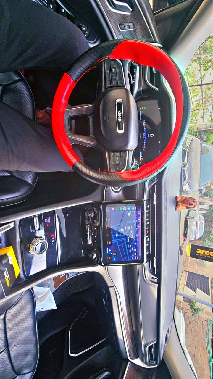 السلام عليكم. 
جيب لمتدد بلاص فول 
فول فول 
مديل 2023
بيها 5قطع صبغ 
بجم كبس. 
كفاله شاصي ولغود 
ضربه صفح 
رقم بغداد دولي 
مكاني بغداد الغزاليه 
سعر 230وبيها مجال 
***********
