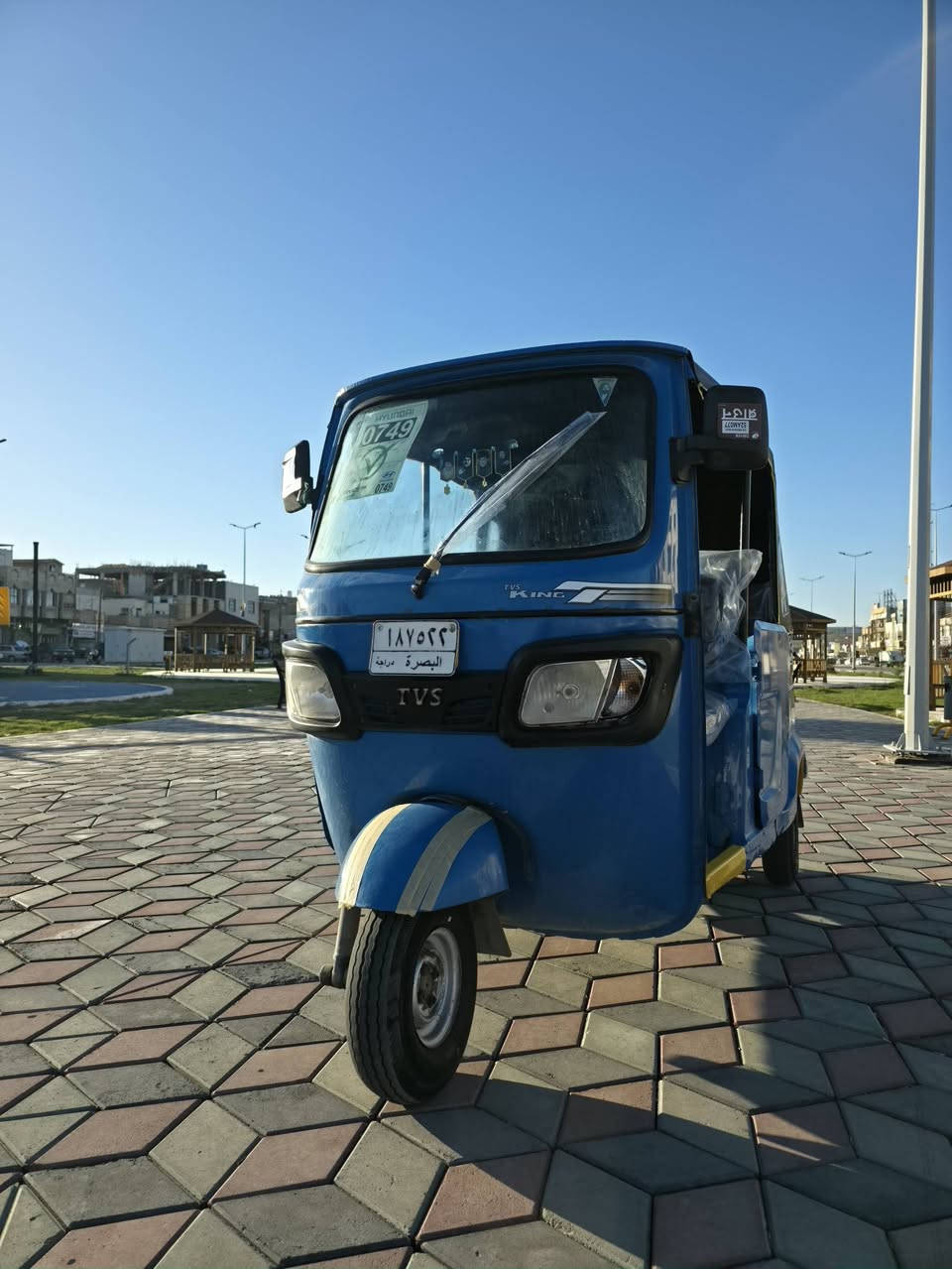 السلام عليكم تكتك البيع مديل 22 شهر11 رقم وسنويه تكتك  مكينه مبدل ولفات شركه والباقي كفاله عامه السعر 7 و800 وبيه  مجال ومكاني البصره الحيانيه شارع 60 وهاذ رقمي ***********
