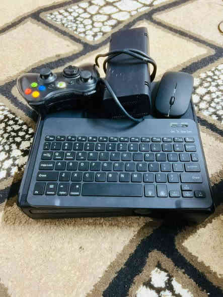 السلام عليكم عندي اكس بوكس 360 نضافة فول للبيع مع ماوس وكيبورد للجوال سعر 80 قفل 75 بدون احراج

مكان موصل أيسر رقم ***********
