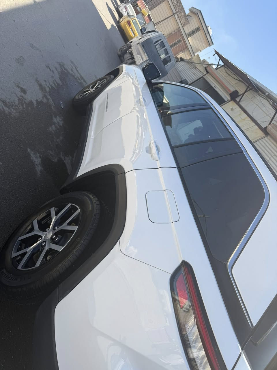 جيب 24فول فول كتاب شهداء اريد مرواوس فور رنر مكاني بغداد ***********
